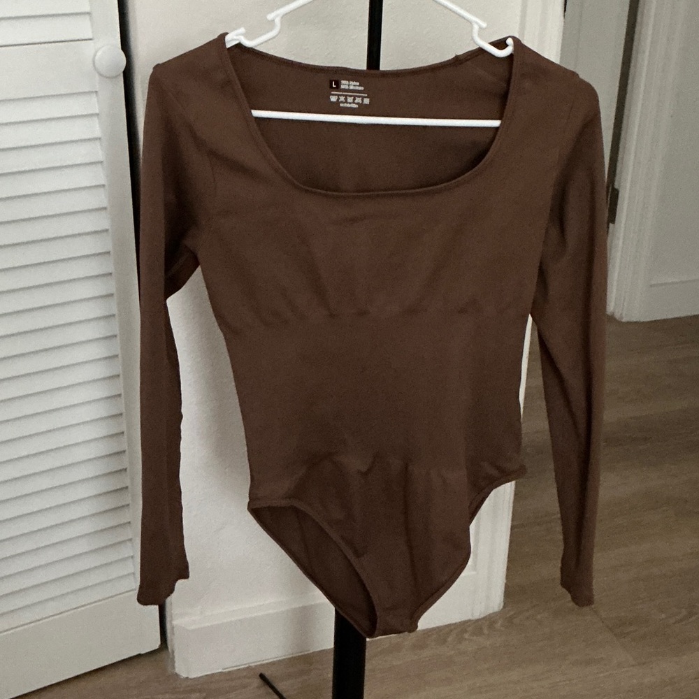 Elegant Brown Long Sleeve Bodysuit